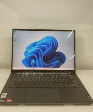 New Laptop Lenovo Yoga 7i 16GB AMD Ryzen 7 SSD 512GB
