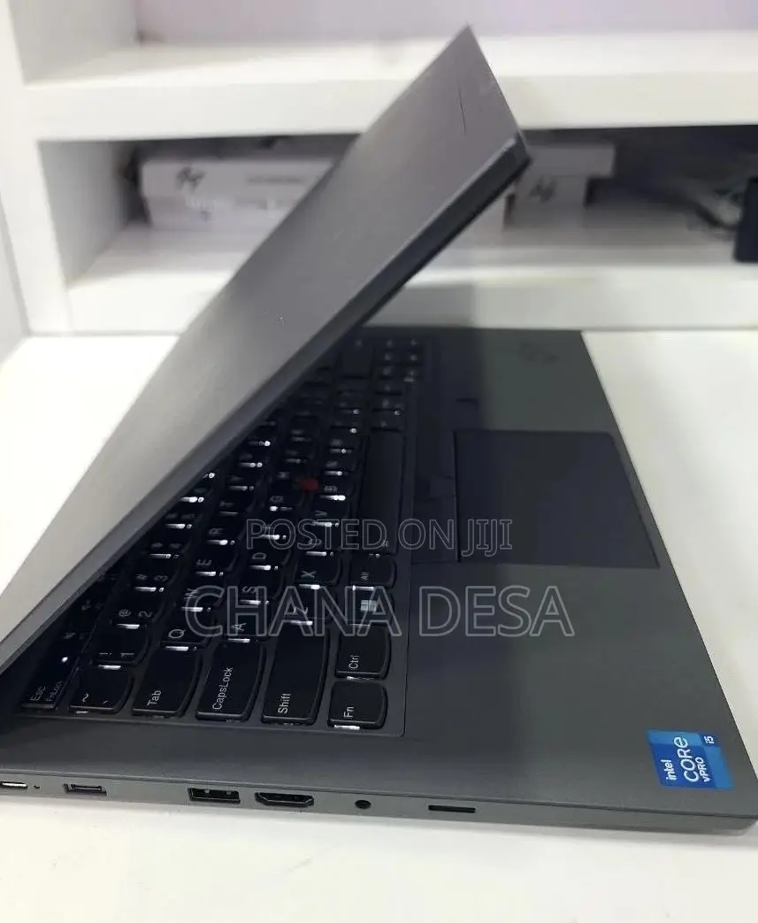New Laptop Lenovo ThinkPad T14 16GB Intel Core i5 SSD 512GB