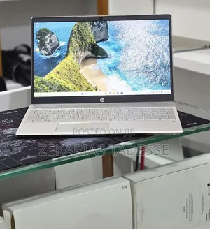 New Laptop HP Pavilion 15 8GB Intel Core i5 SSD 512GB