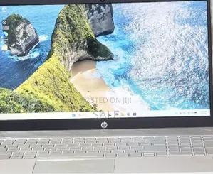 New Laptop HP Pavilion 15 8GB Intel Core i5 SSD 512GB