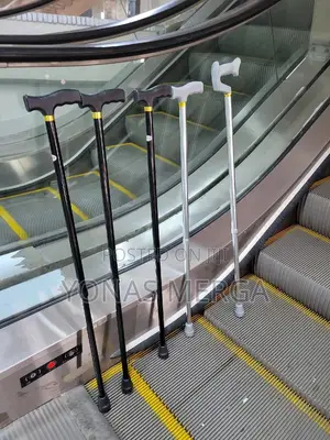 Cane/Traveling Aid for Elderly焓霜perfect for Walking Color Good Thanks