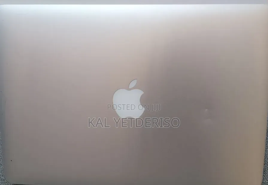 New Laptop Apple MacBook Air 2015 8GB Intel Core i5 SSD 256GB