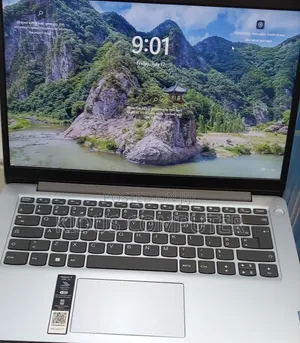 New Laptop Lenovo Ideapad 3 8GB Intel Core 3 SSD 128GB