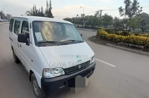 Suzuki Eeco 2023 White