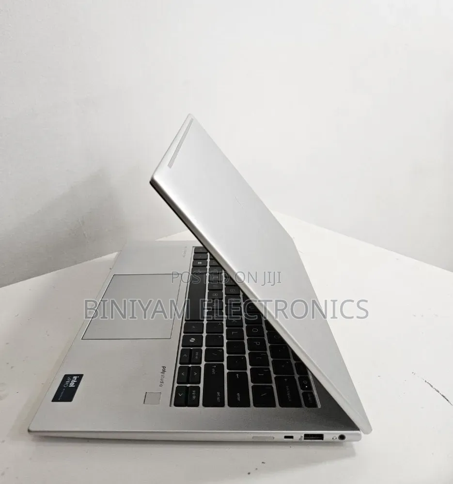 New Laptop HP EliteBook 840 G11 16GB Intel Core Ultra 7 SSD 512GB