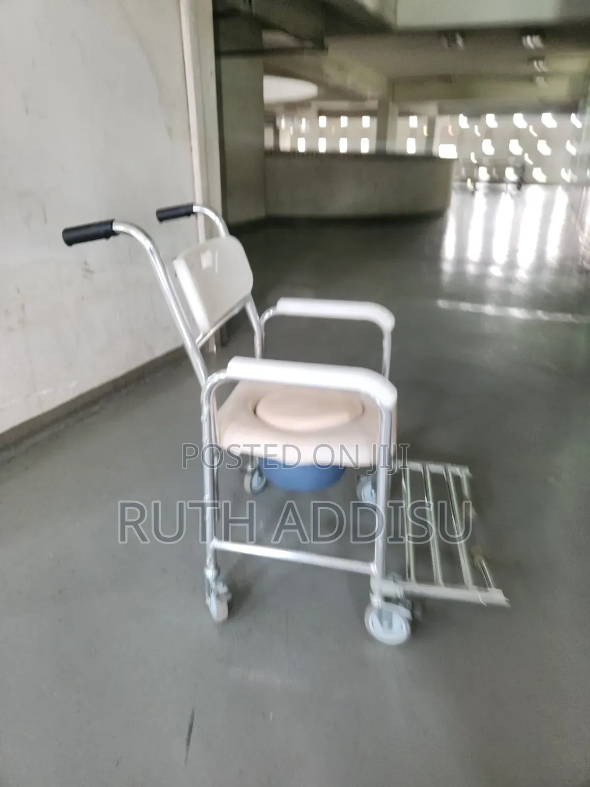 4 in 1 Bedside Commode Chair, Transport Shower Wheelchair Medical