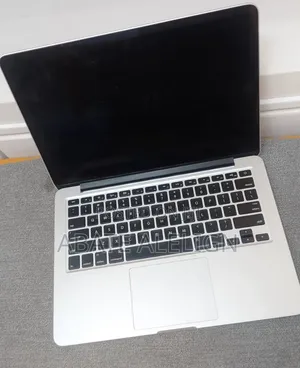 New Laptop Apple MacBook Air 2015 8GB Intel Core i5 SSD 256GB