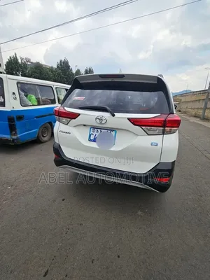 Toyota Rush 2023 White