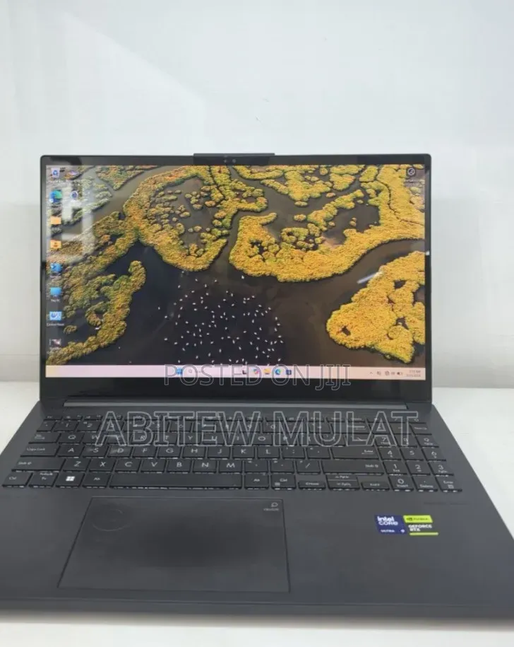 New Laptop Asus VivoBook 15 X505BA 16GB Intel Core Ultra 9 SSD 512GB
