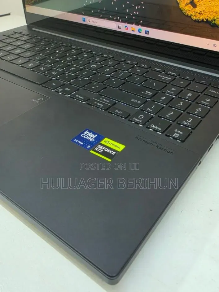 New Laptop Asus Vivobook 15 16GB Intel Core Ultra 9 SSD 512GB