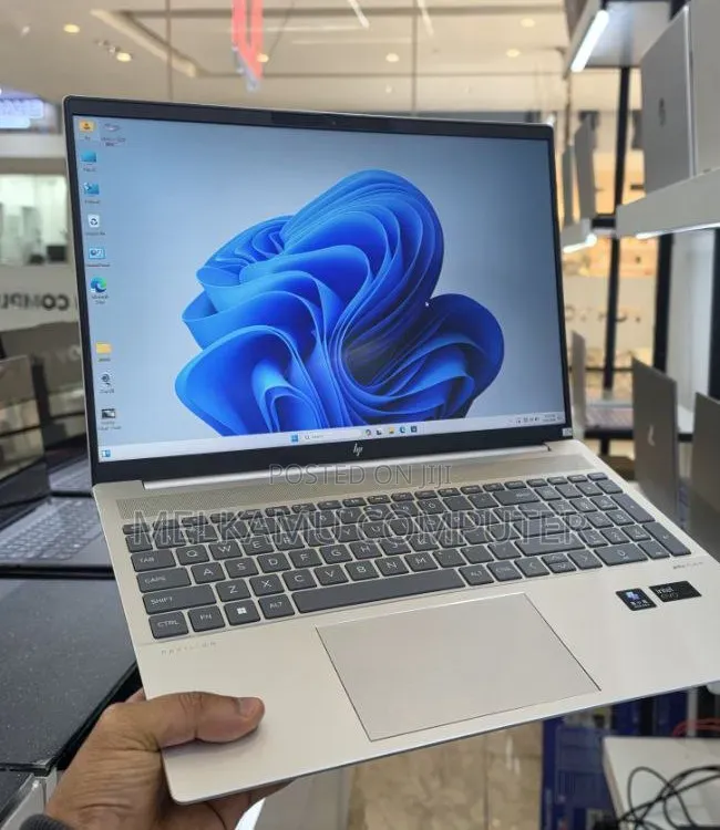 New Laptop HP Pavilion x360 16GB Intel Core Ultra 7 SSD 1T