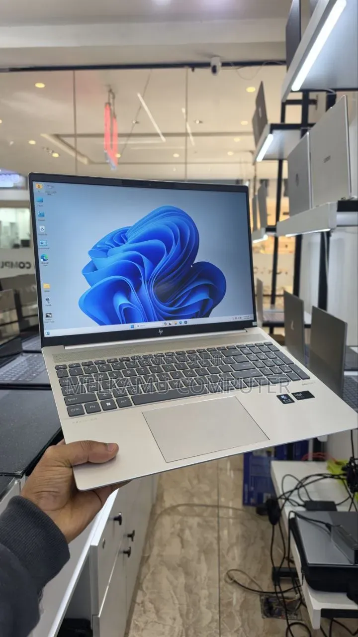New Laptop HP Pavilion x360 16GB Intel Core Ultra 7 SSD 1T