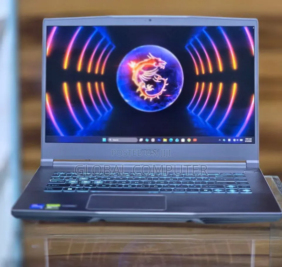 New Laptop MSI GT63 Titan 8RG 16GB Intel Core i7 SSD 512GB