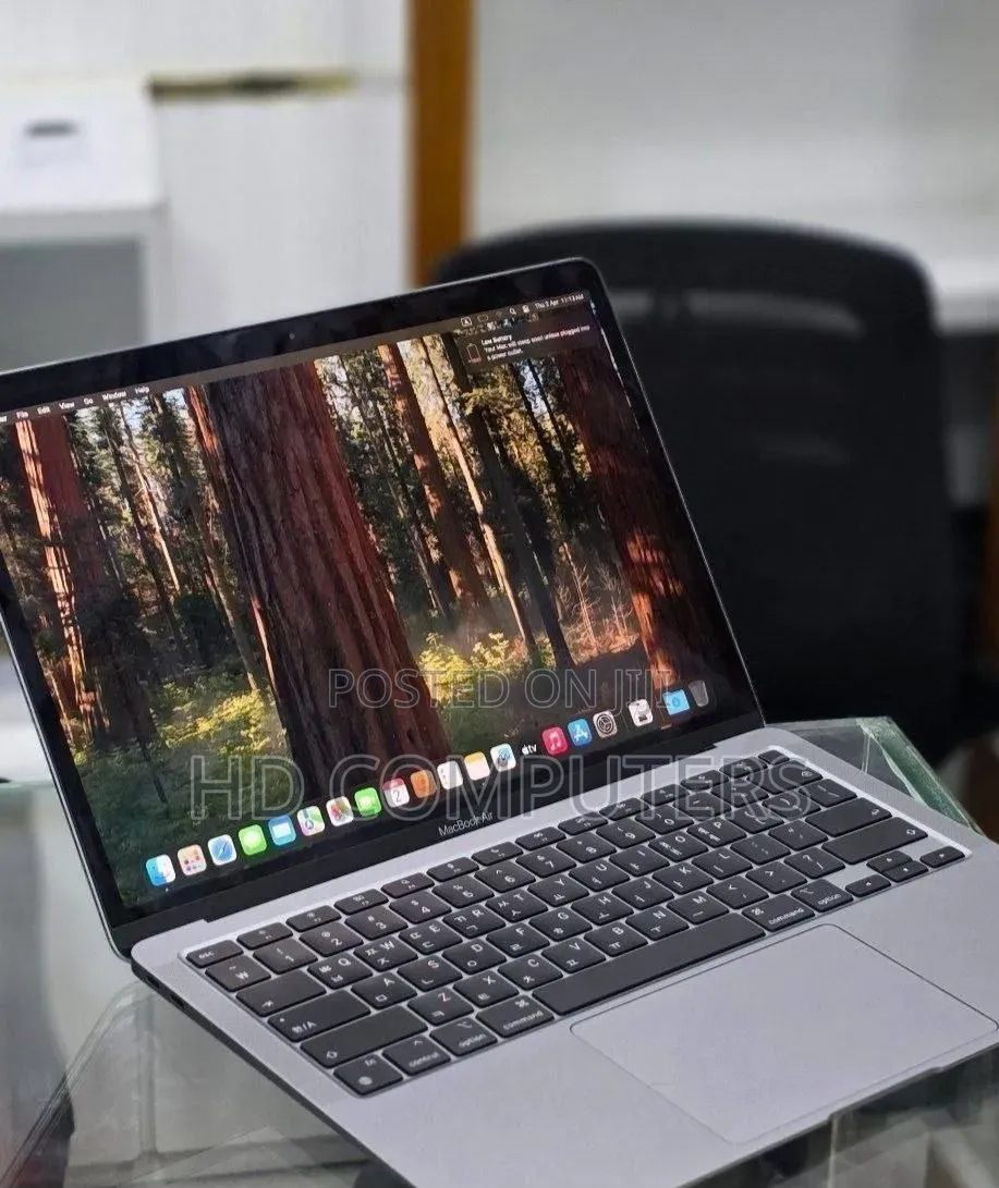 New Laptop Apple MacBook Air 2020 M1 8GB Apple M1 SSD 256GB