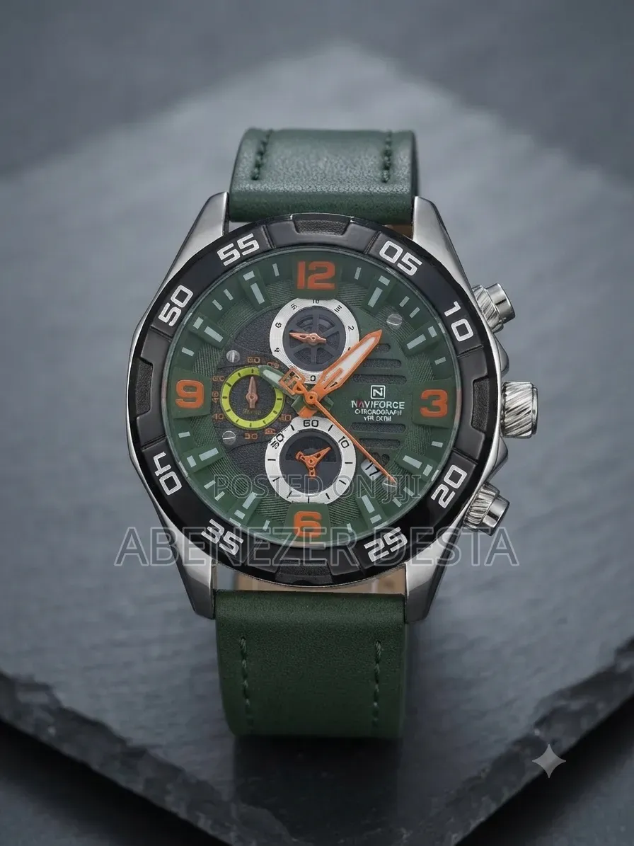 Naviforce NF8043 Chronograph Watch Featuring a Green Dial
