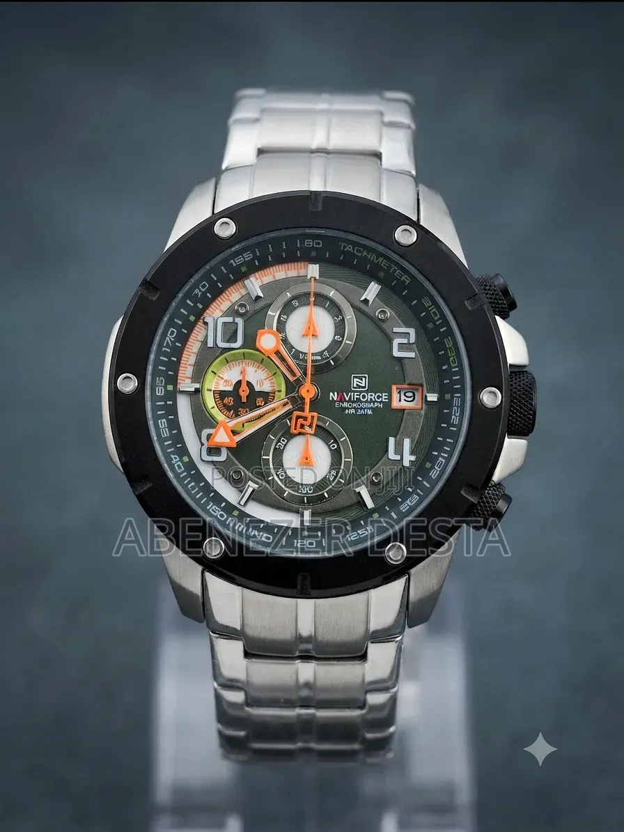 Naviforce NF8056 Wristwatch Featuring Green Dial and a Durable