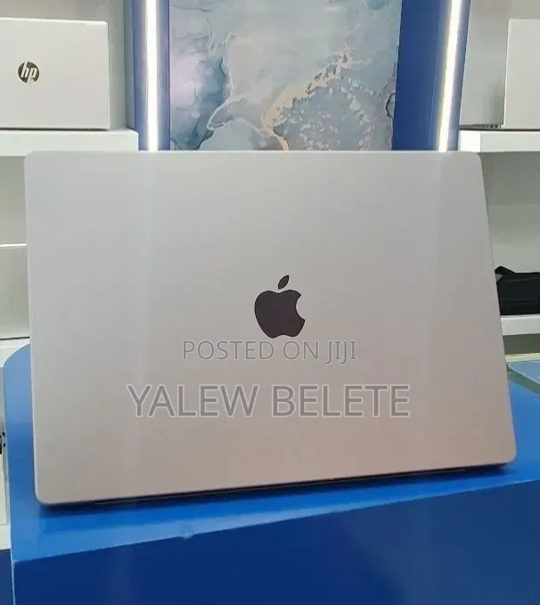New Laptop Apple MacBook Pro 32GB Apple M1 Max SSD 1T
