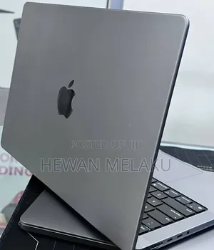 New Laptop Apple MacBook Pro 2021 M1 16GB Apple M1 Pro SSD 512GB