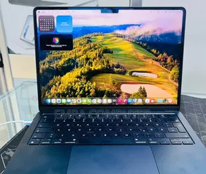 New Laptop Apple MacBook Air 2022 M2 16GB Apple M2 SSD 512GB