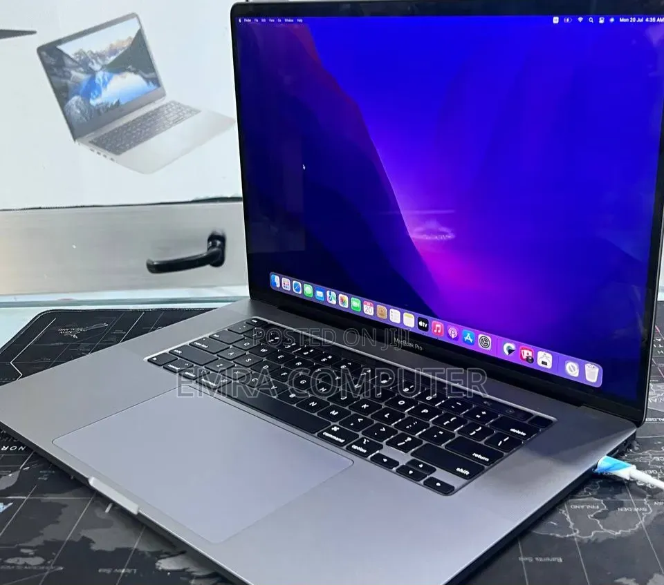 New Laptop Apple MacBook Pro 2019 32GB Intel Core i9 SSD 512GB