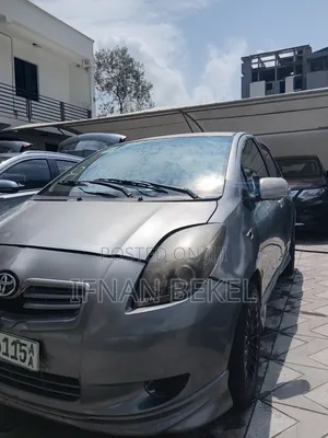 Toyota Yaris 2007 Gray