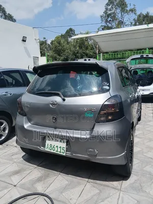 Toyota Yaris 2007 Gray