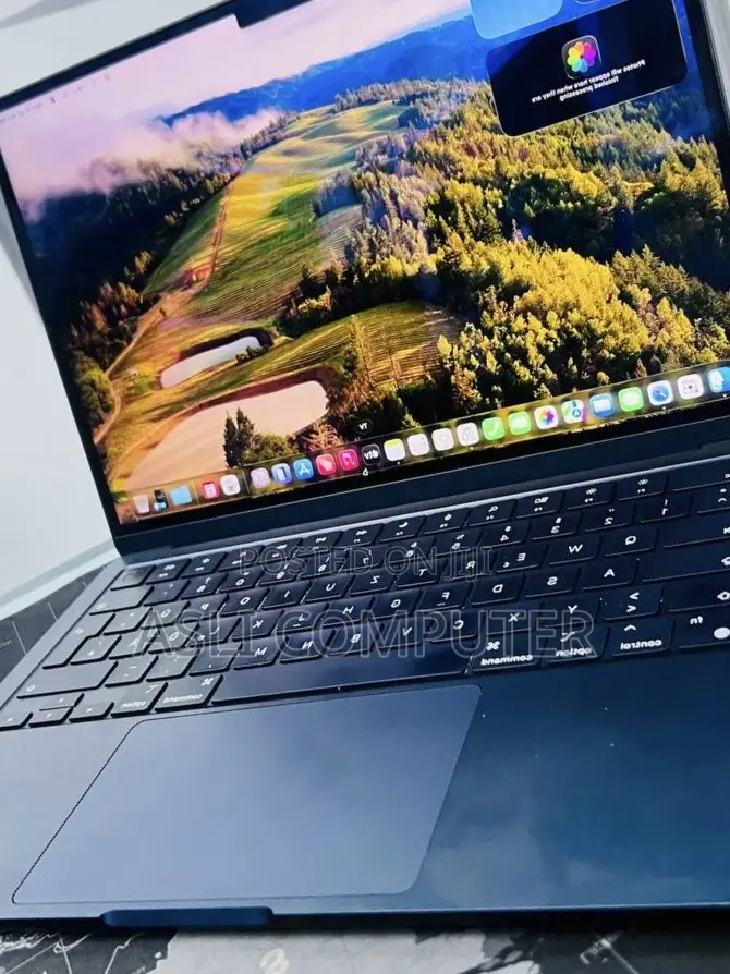 New Laptop Apple MacBook Air 2022 M2 16GB Apple M2 SSD 512GB