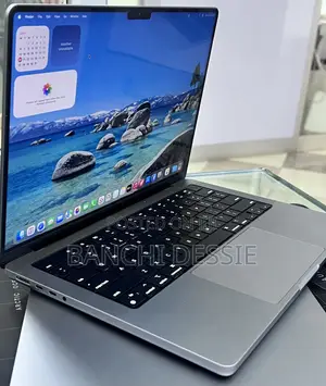New Laptop Apple MacBook Pro 2020 M1 16GB Apple M1 Pro SSD 512GB