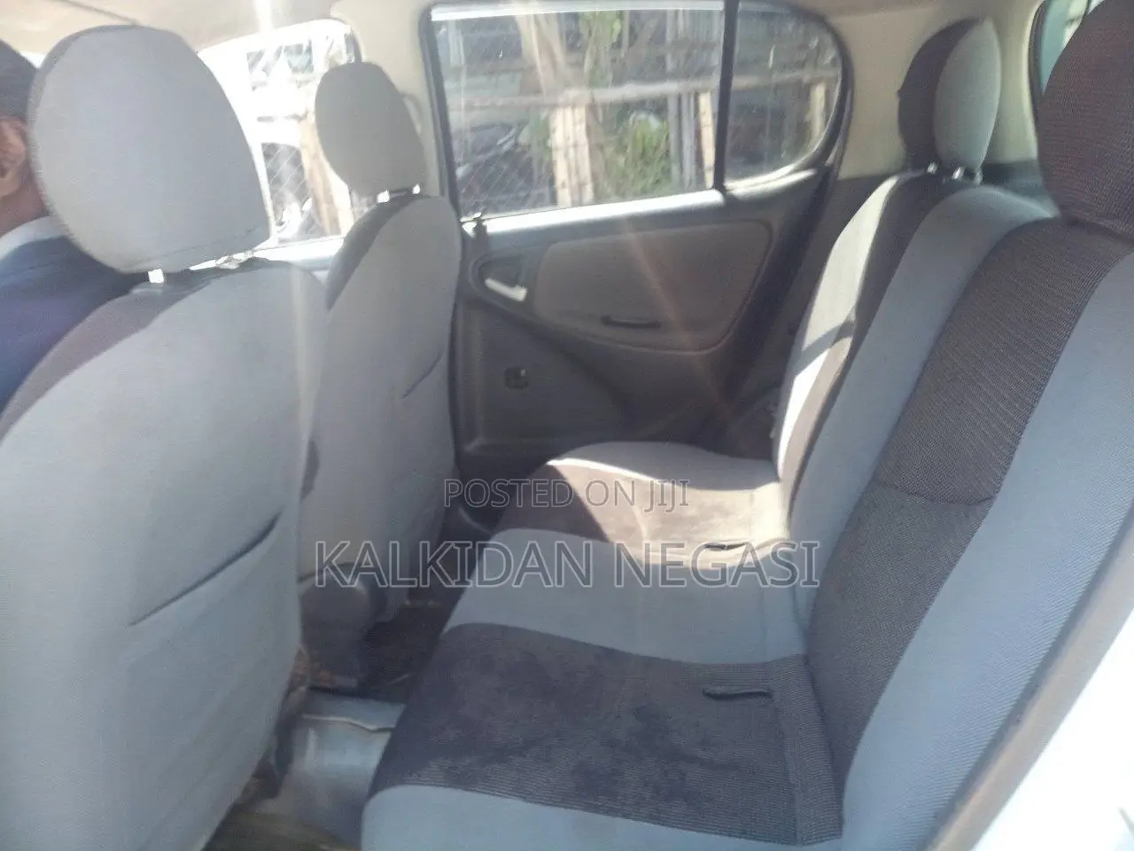 Toyota Vitz 2004 Blue