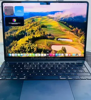 New Laptop Apple MacBook Air 2022 M2 16GB Apple M2 SSD 512GB