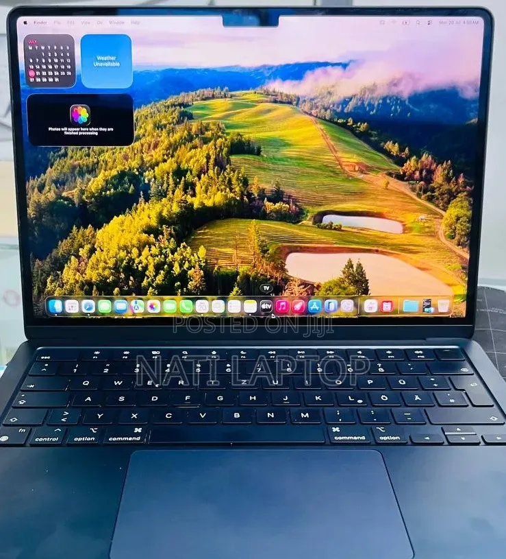 New Laptop Apple MacBook Air 2022 M2 16GB Apple M2 SSD 512GB