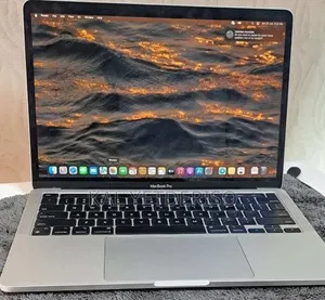 New Laptop Apple MacBook Pro 2020 M1 16GB Apple M1 SSD 512GB