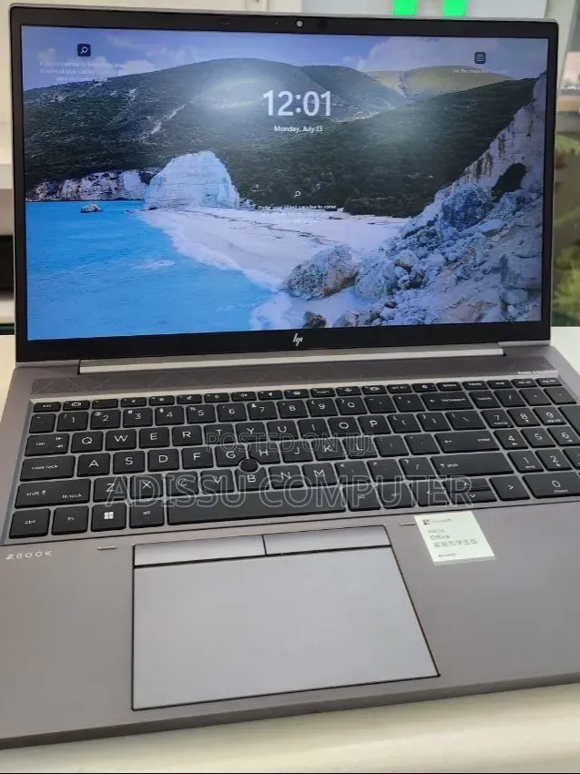 New Laptop HP ZBook 14 16GB Intel Core i7 SSD 512GB