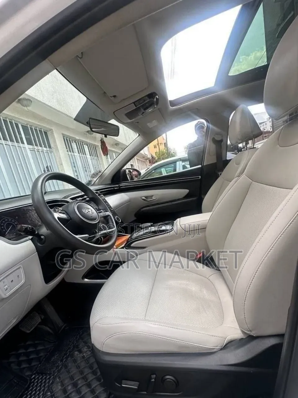 Hyundai Tucson SE 2022 White