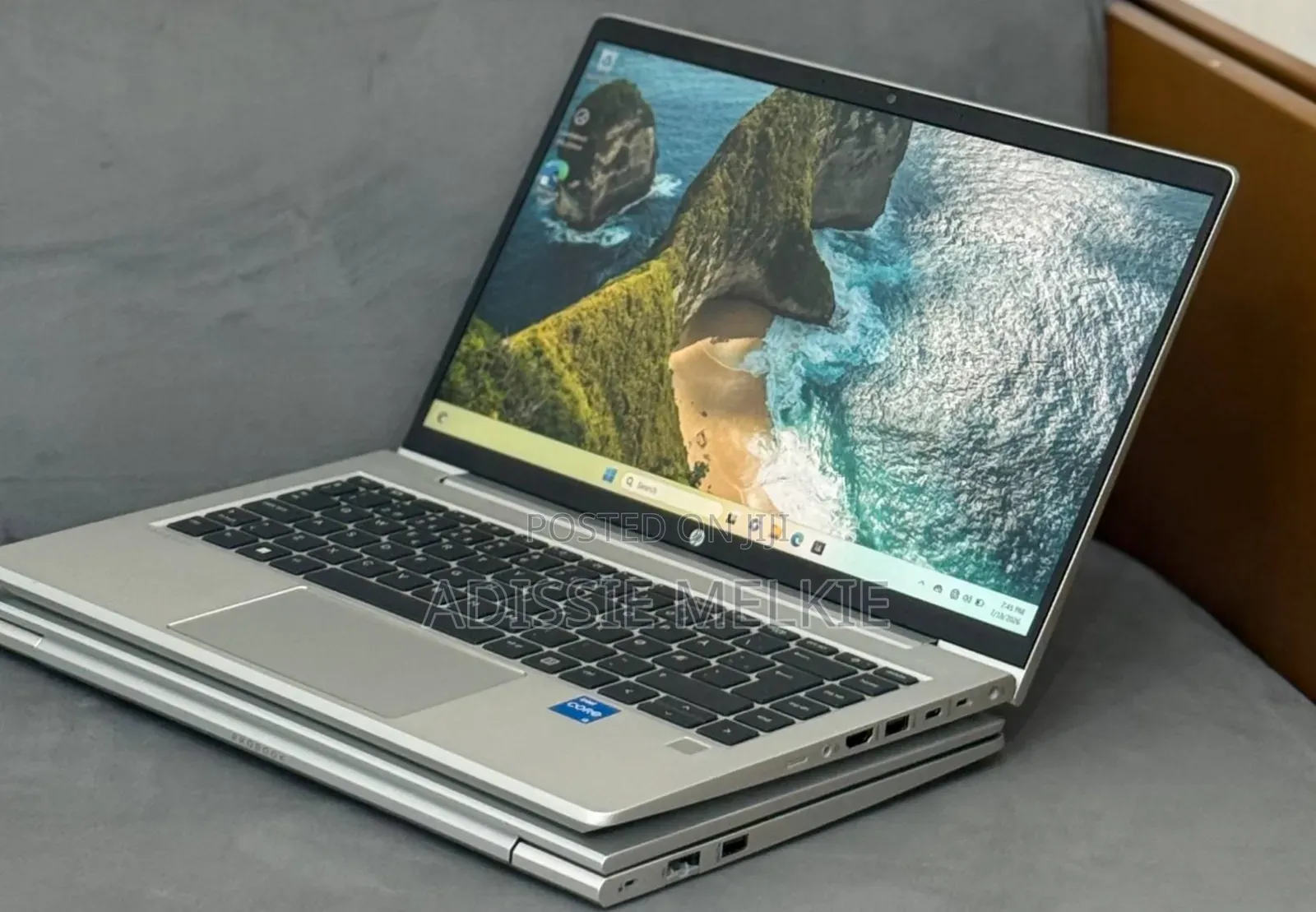 New Laptop HP ProBook 440 G10 8GB Intel Core i3 SSD 256GB