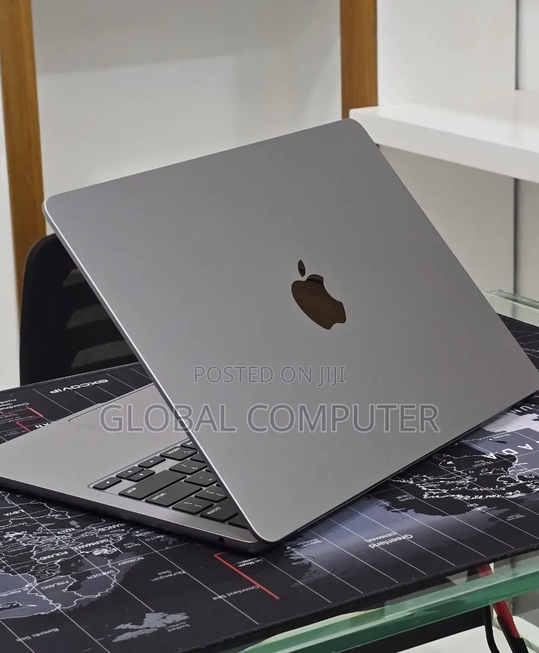 New Laptop Apple MacBook Air 2022 M2 8GB Apple M2 SSD 256GB