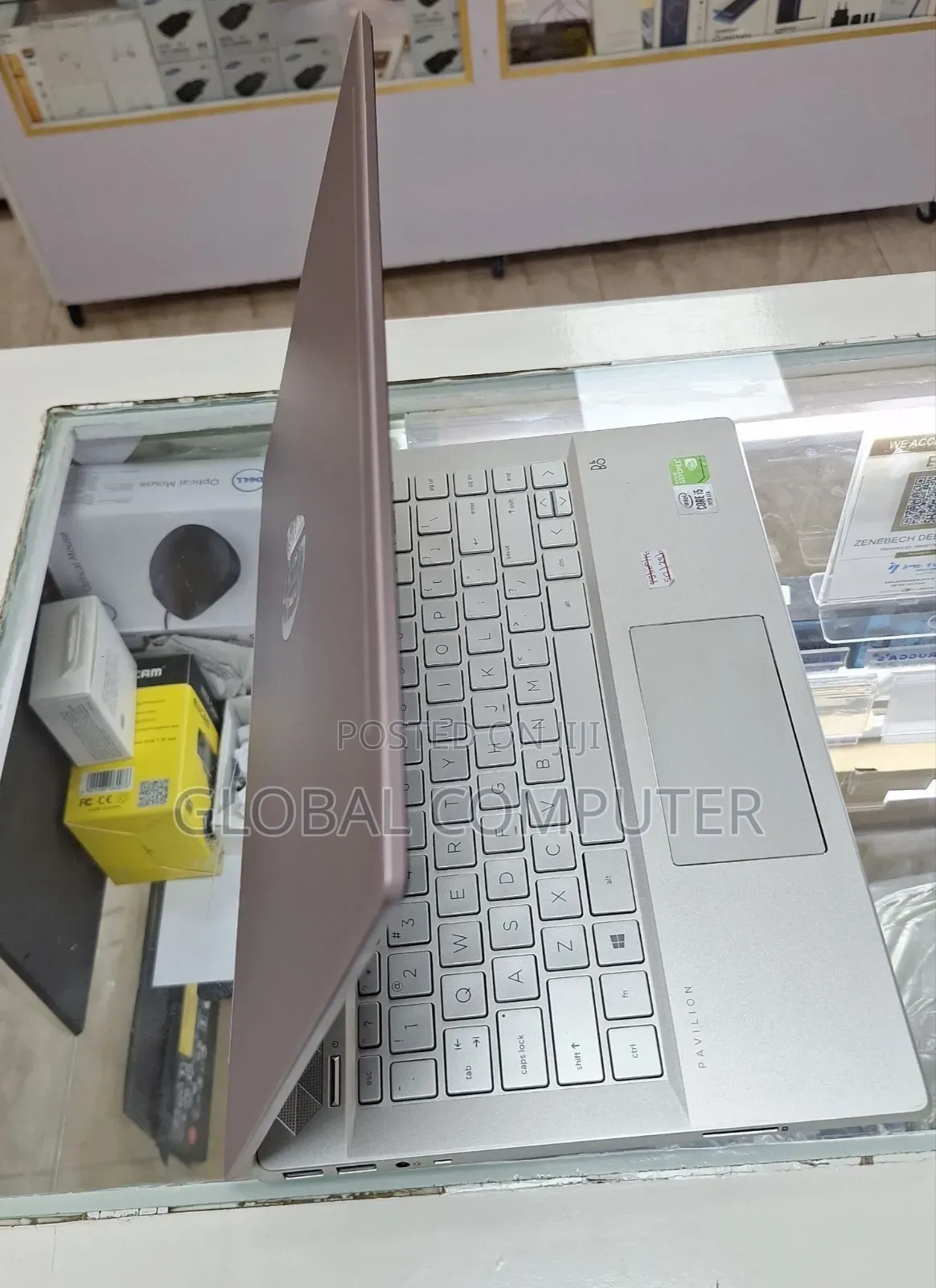 New Laptop HP Pavilion 15z 16GB Intel Core i5 SSD 512GB
