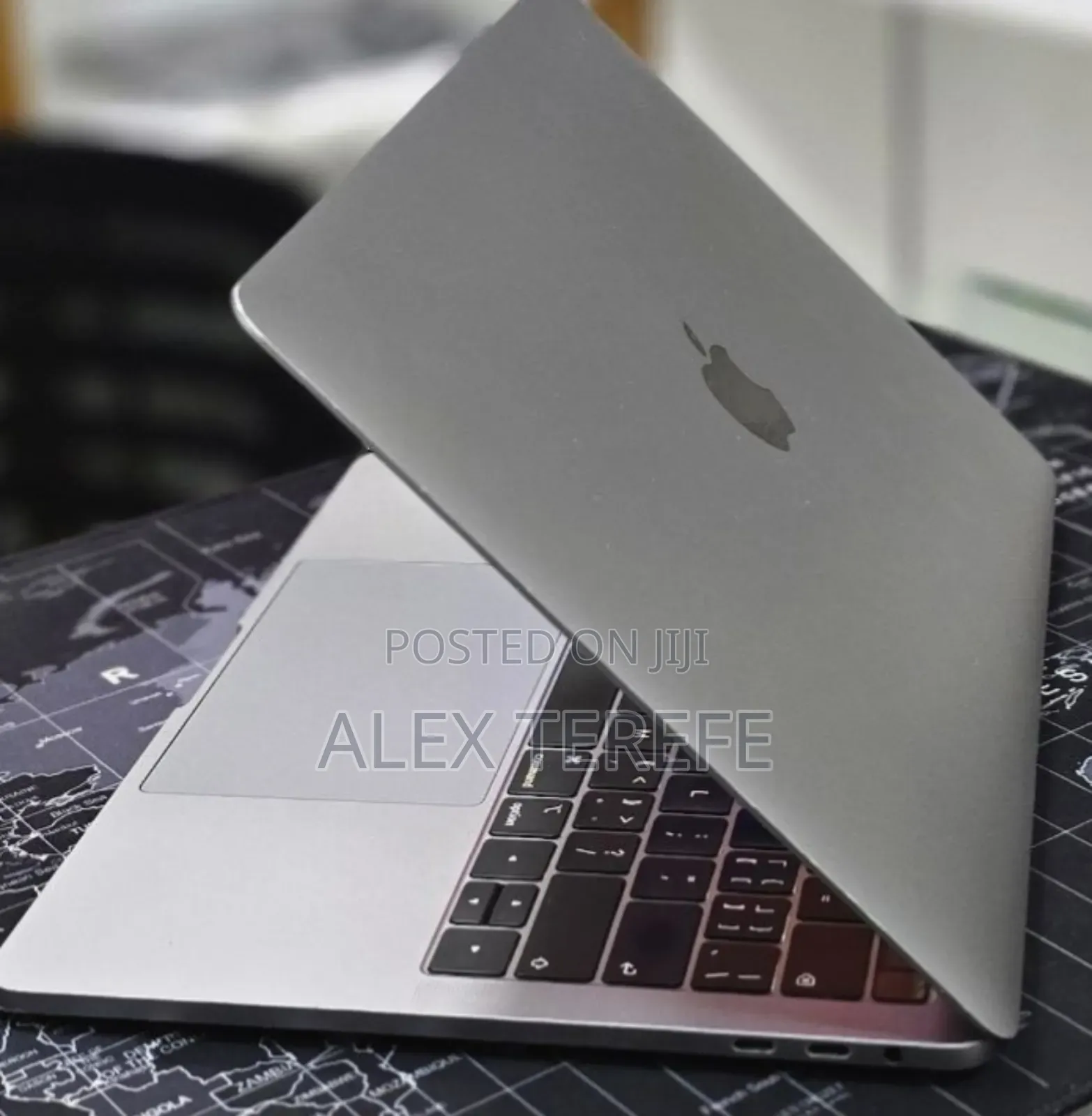 New Laptop Apple MacBook Pro 2019 16GB Intel Core i7 SSD 256GB
