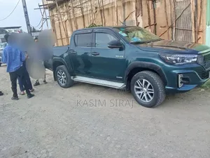 Toyota Hilux 2020 Blue