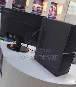 Desktop Computer Lenovo 4GB Intel Core i3 HDD 500GB