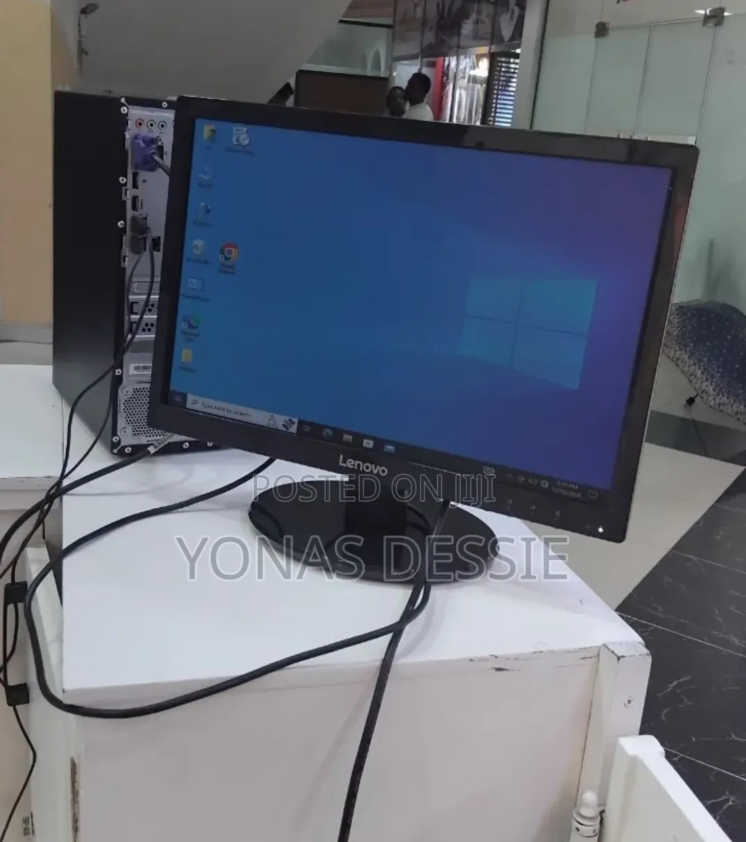Desktop Computer Lenovo 4GB Intel Core i3 HDD 500GB
