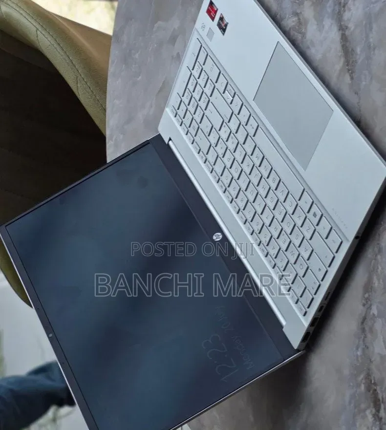 New Laptop HP Pavilion 15 16GB AMD Ryzen 5 SSD 512GB
