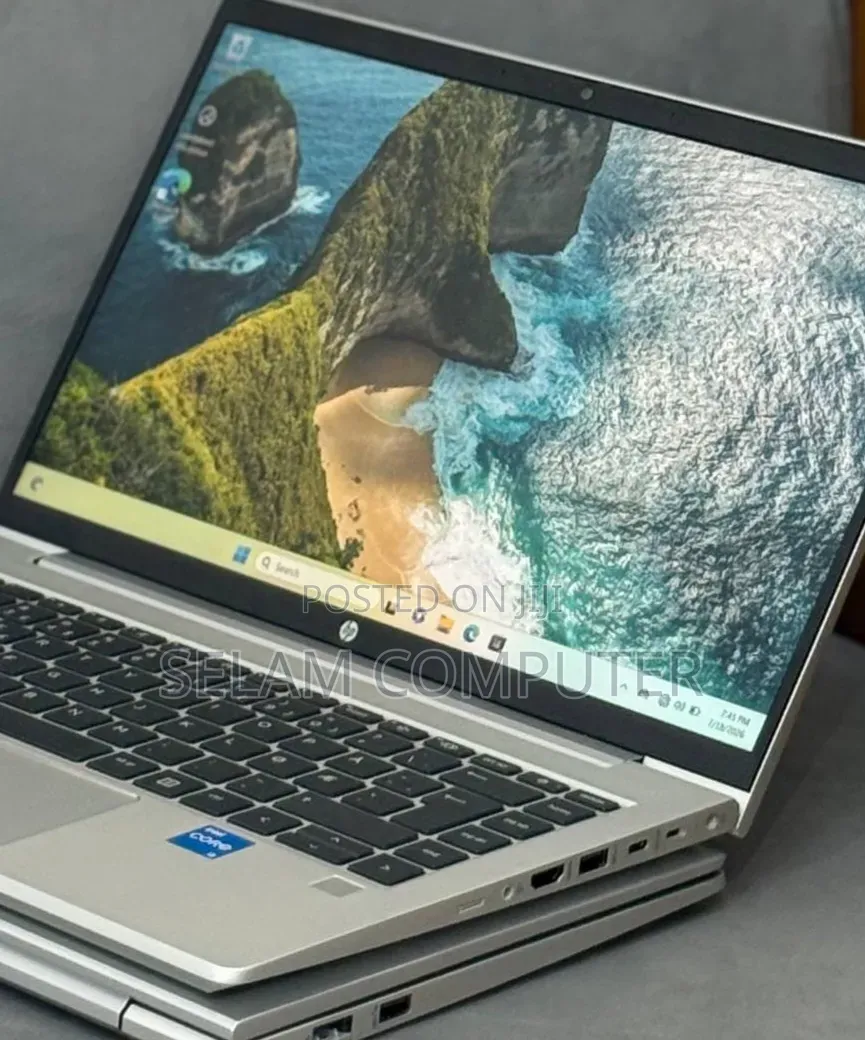 New Laptop HP ProBook 440 G10 8GB Intel Core i3 SSD 256GB