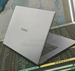 New Laptop Huawei 8GB Intel Core i3 SSD 256GB
