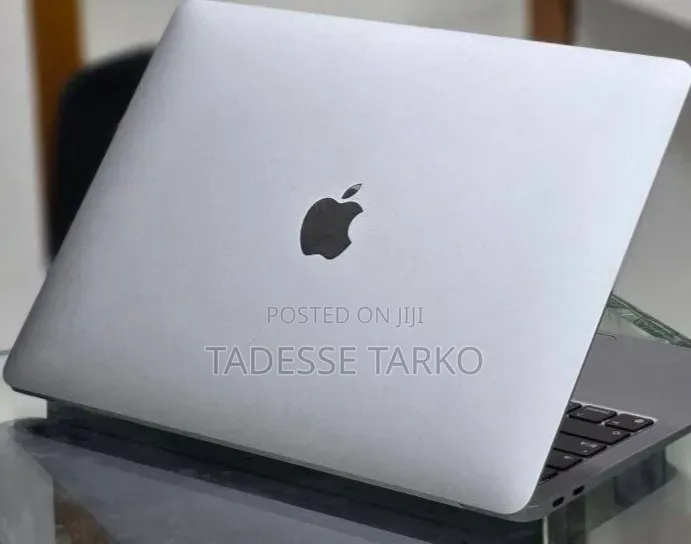 New Laptop Apple MacBook Air 2020 M1 8GB Apple M1 SSD 256GB
