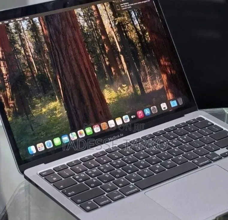 New Laptop Apple MacBook Air 2020 M1 8GB Apple M1 SSD 256GB
