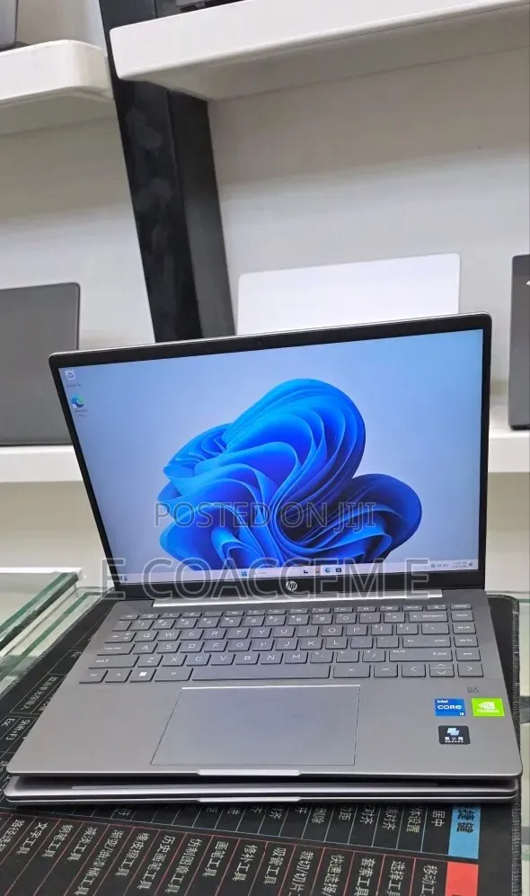 New Laptop HP 550 16GB Intel Core i5 SSD 512GB