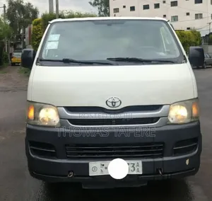 Toyota HiAce 2008 White
