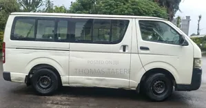 Toyota HiAce 2008 White
