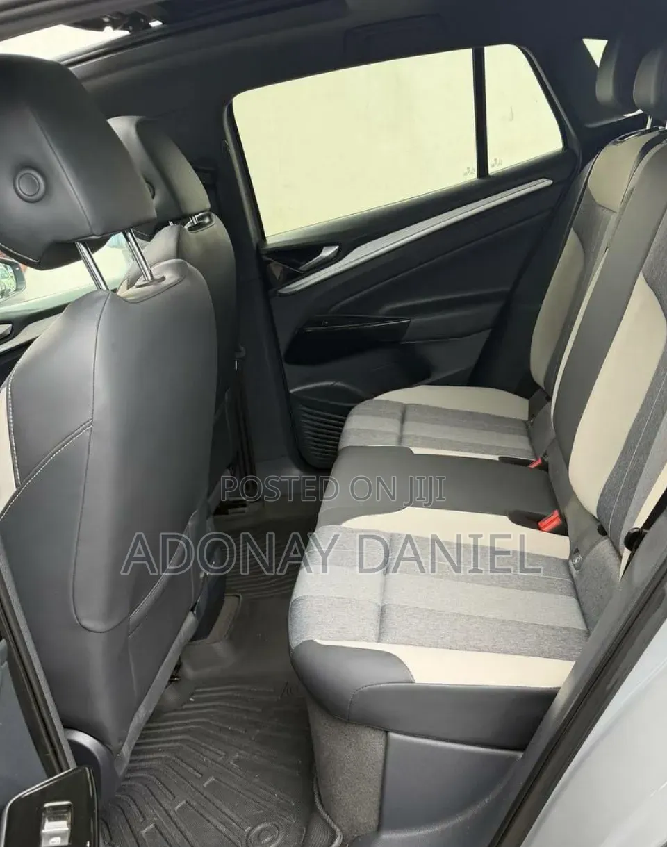 Volkswagen ID.4 2022 White